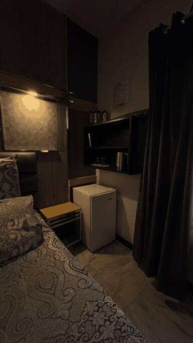 Greenlux Residency Равалпинди Стая снимка
