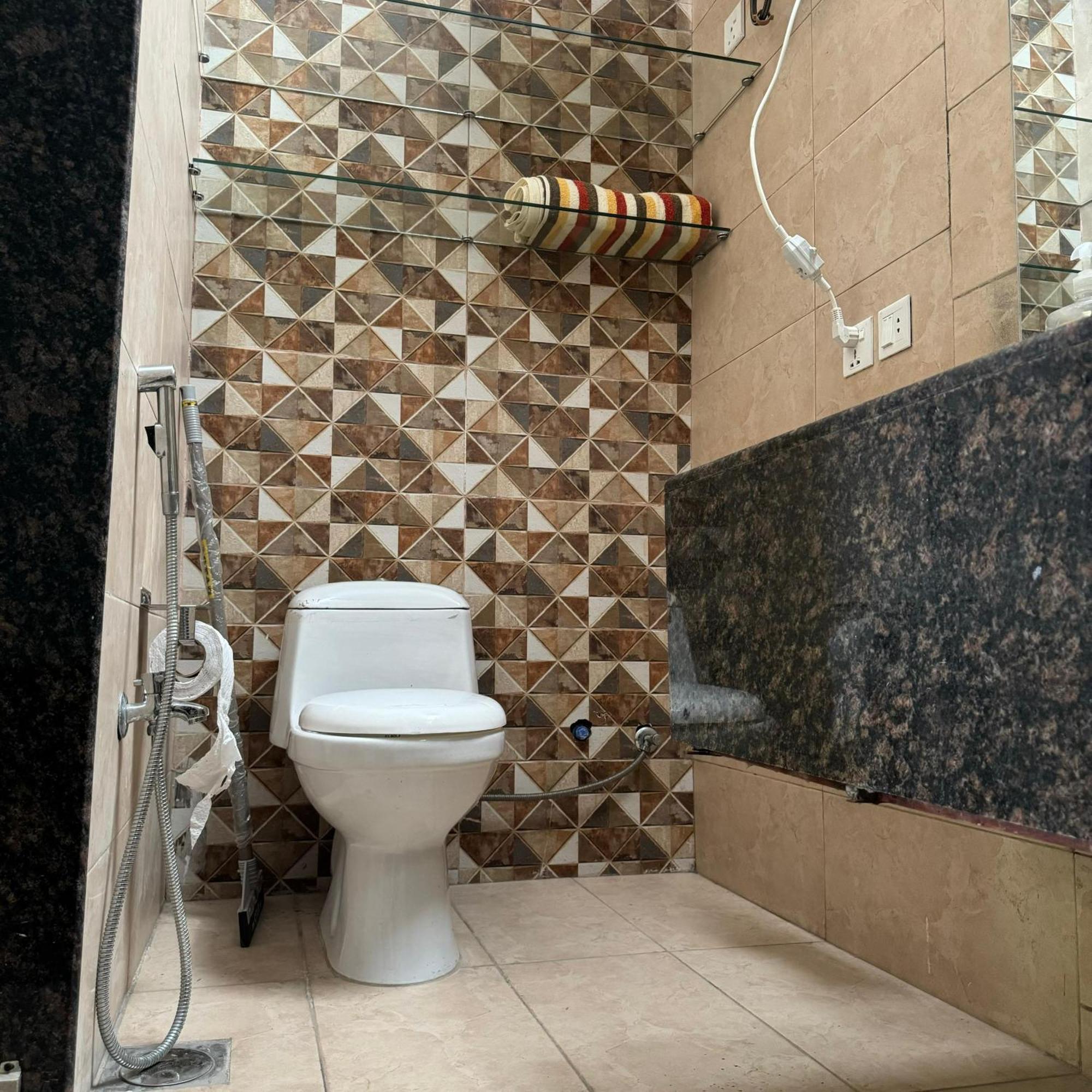 Greenlux Residency Равалпинди Екстериор снимка