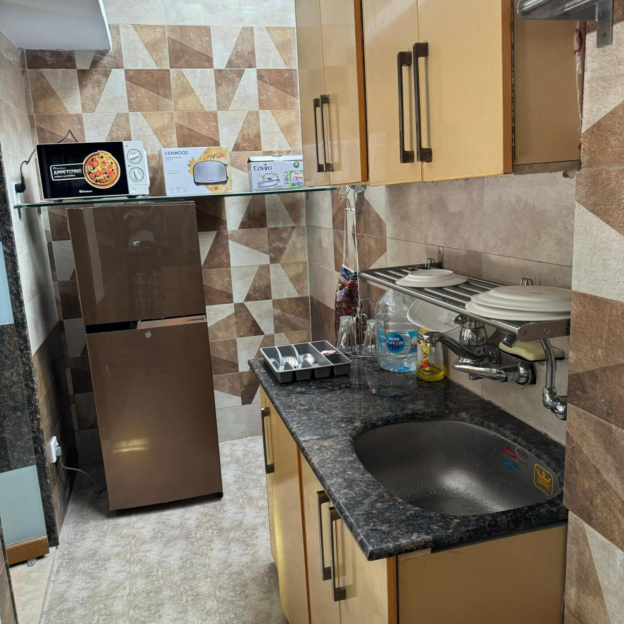 Greenlux Residency Равалпинди Екстериор снимка