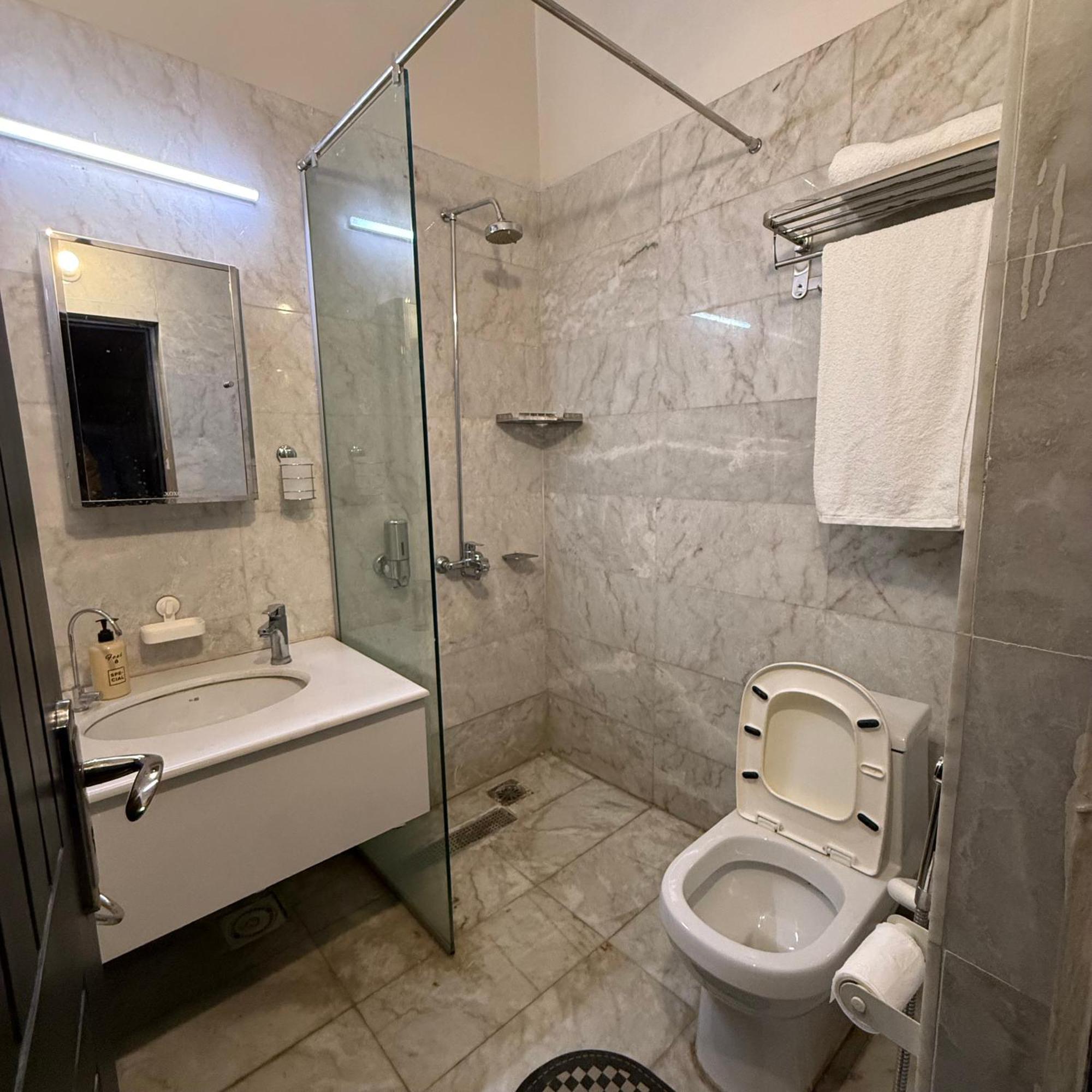 Greenlux Residency Равалпинди Екстериор снимка