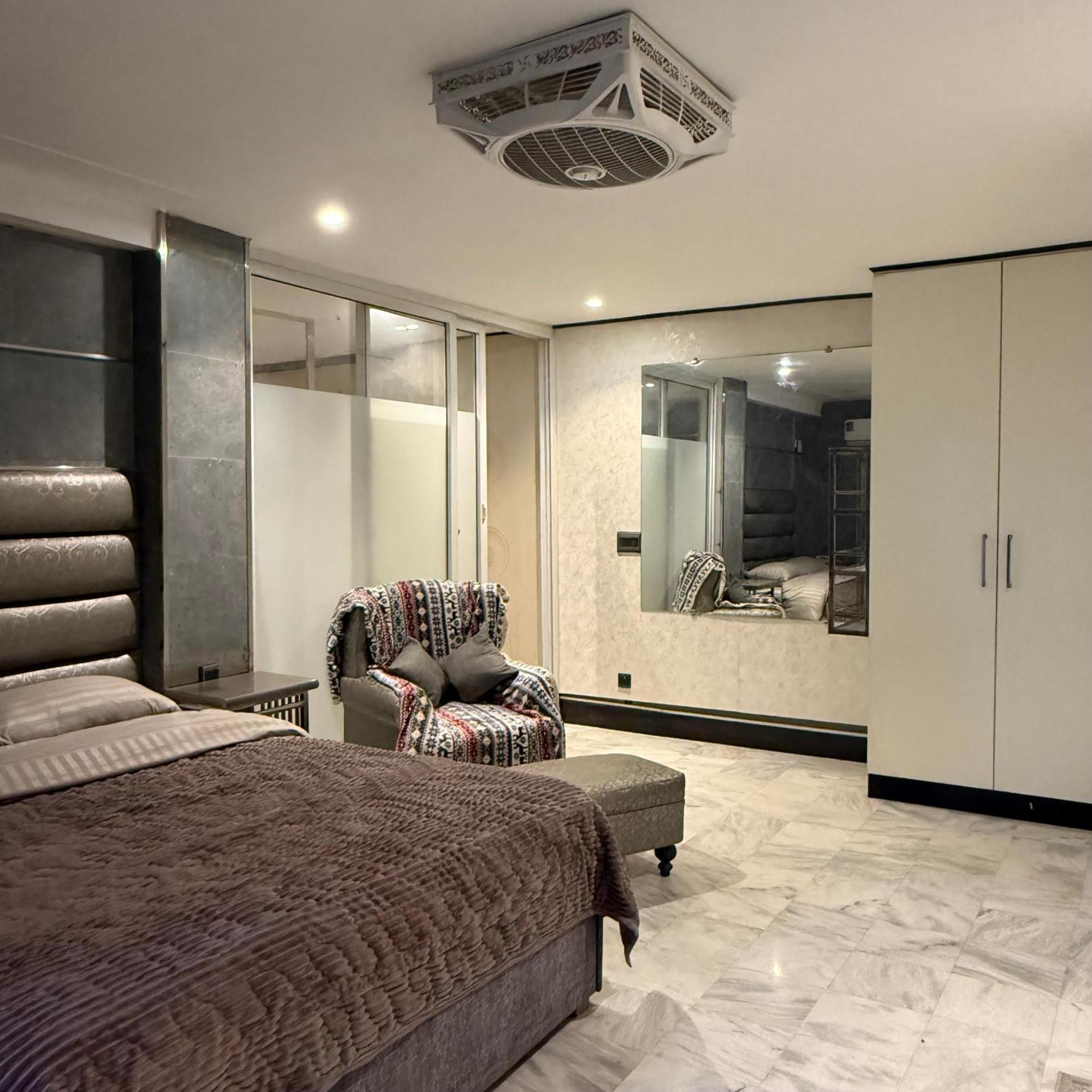 Greenlux Residency Равалпинди Екстериор снимка